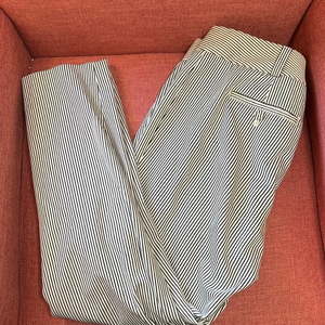 TALBOTS WOMENS SIGNATURE ANKEL‎ PANTS SIZE 4. NEW WITHOUT TAGS